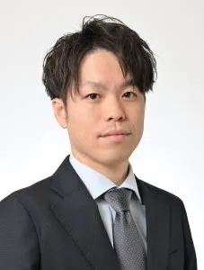 青木　翔大